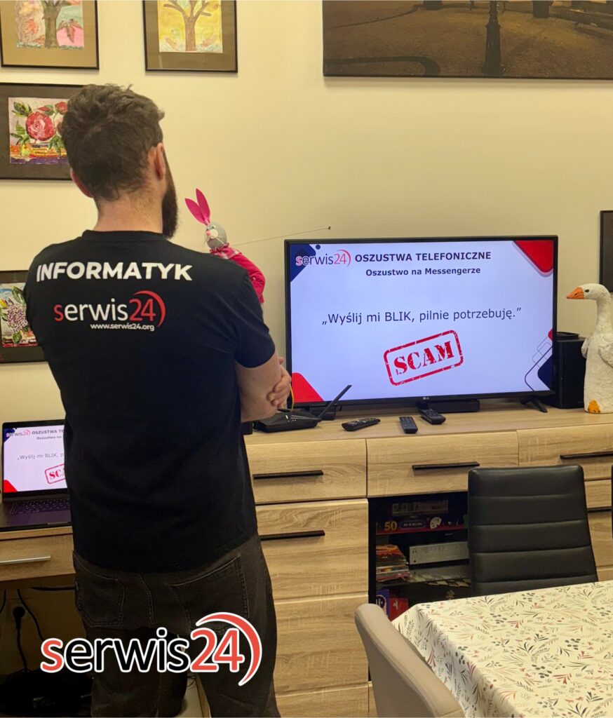 Szkolenie o bezpiecznym korzystaniu z telefonu i komputera Klub Senior w Skarżysku Kamiennej