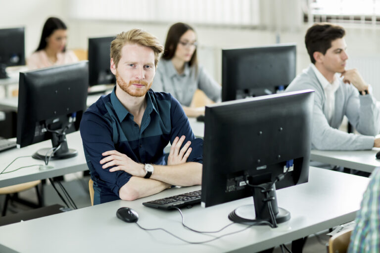 Blokowanie połączeń i numerów na iPhone – praktyczny poradnik